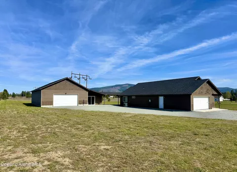 517 Solar Rd, Oldtown, ID 83822