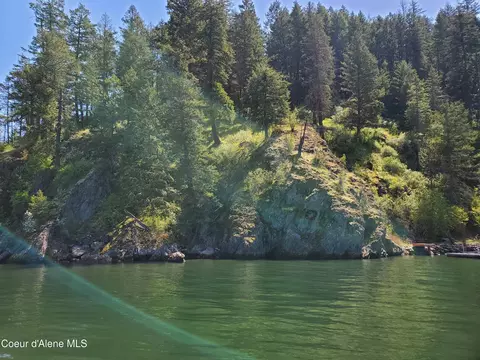 5 West Harrison Street, Harrison, ID 83833
