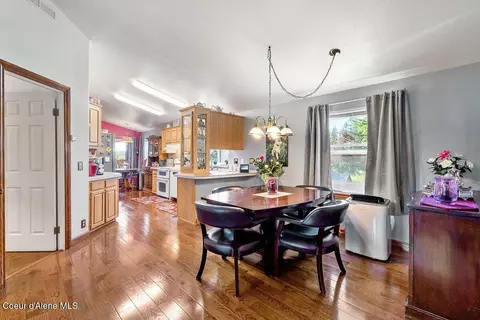 Dining - 6867 E Trinity Ln, Athol, ID 83801 photo 2 of 2
