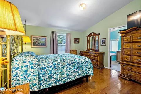 Bedroom - 6867 E Trinity Ln, Athol, ID 83801 photo 1 of 3