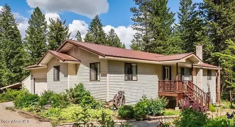 137 Forest Way, Blanchard, ID 83804
