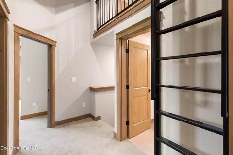 Entry Way - 42 Olaf Ct, Sandpoint, ID 83864 photo 2 of 2