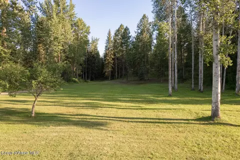 Exterior - 108 Sandy Ridge Rd, Naples, ID 83847 photo 6 of 12