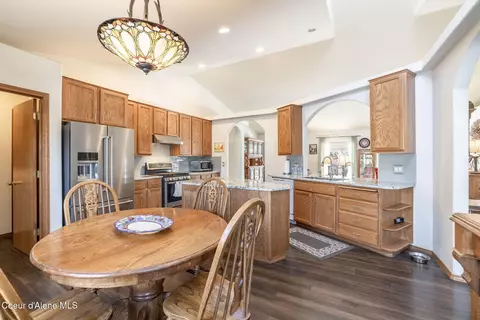 Kitchen - 1275 E Stoneybrook Loop, Post Falls, ID 83854 photo 2 of 3