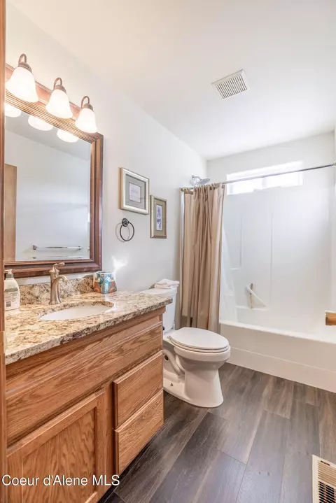 Bath - 1275 E Stoneybrook Loop, Post Falls, ID 83854 photo 3 of 3