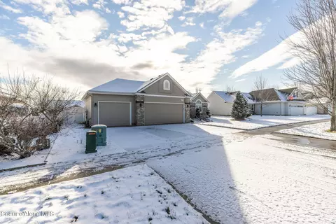 Exterior - 1275 E Stoneybrook Loop, Post Falls, ID 83854 photo 2 of 14