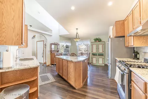 Kitchen - 1275 E Stoneybrook Loop, Post Falls, ID 83854 photo 1 of 3