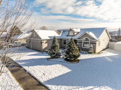 Exterior - 1275 E Stoneybrook Loop, Post Falls, ID 83854 photo 3 of 14