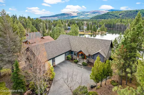 205 Stewart Dr, Blanchard, ID 83804