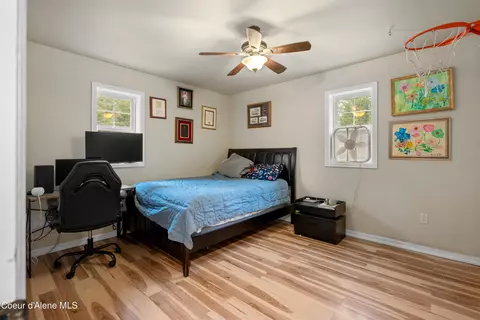 Bedroom - 346 Brookfield Rd, Sandpoint, ID 83864 photo 2 of 3