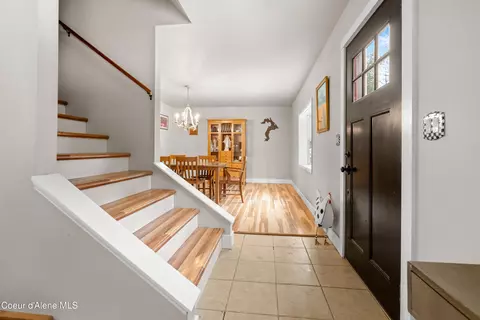 Entry Way - 346 Brookfield Rd, Sandpoint, ID 83864 photo 1 of 2