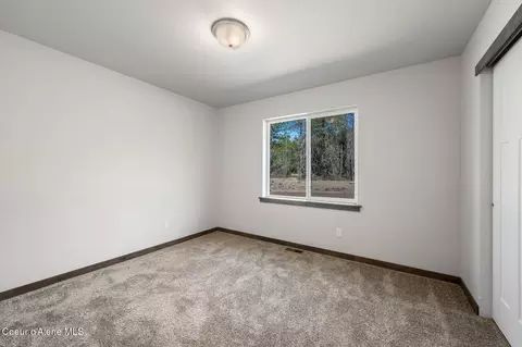 159 Happy Mdws, Athol, ID 83801 photo 17