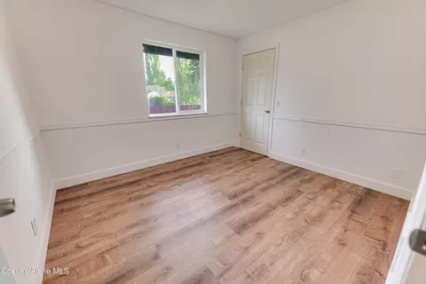 519 N Division Ave, Sandpoint, ID 83864 photo 11