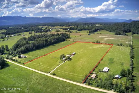 379 French Rd, Sandpoint, ID 83864