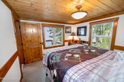 Bedroom - 108 Cutthroat Rd, Coolin, ID 83821 photo 5 of 7
