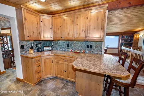 Kitchen - 108 Cutthroat Rd, Coolin, ID 83821 photo 1 of 4