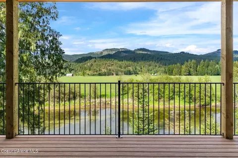 9057 Highway 2 2, Priest River, ID 83856