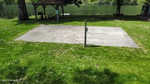 150 Cedar Grove Ln, Saint Maries, ID 83861