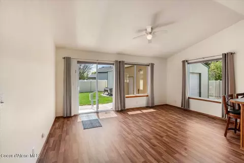 1045 N Townsend Loop, Post Falls, ID 83854 photo 6