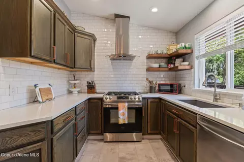 Kitchen - 107 S Cedar St, Post Falls, ID 83854 photo 1 of 2