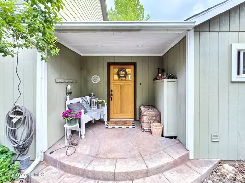 29429 N Silver Meadows Loop, Athol, ID 83801 photo 1