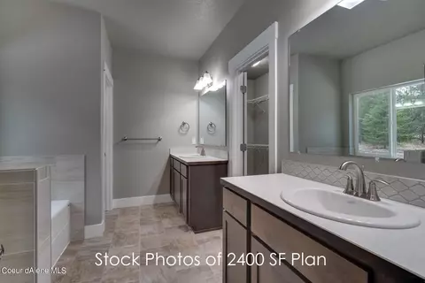 Bath - 7772 N Autry Ln, Athol, ID 83801 photo 1 of 2