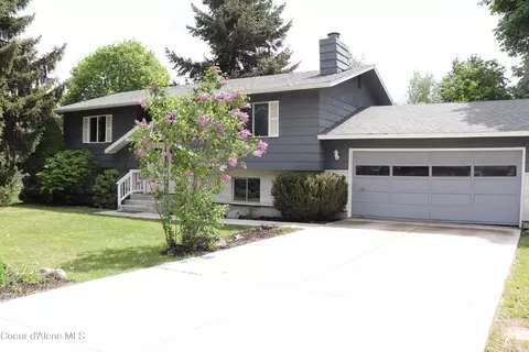2210 W Rudolph Ct, Hayden, ID 83835