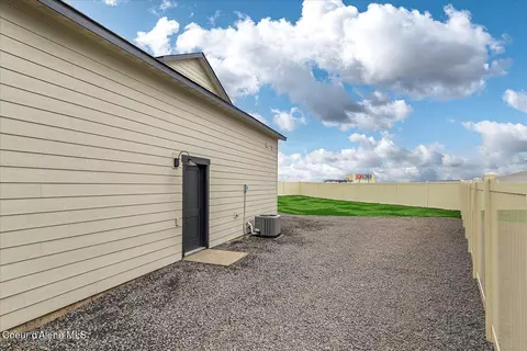 Exterior - 4189 May Ella Lp, Post Falls, ID 83854 photo 9 of 21