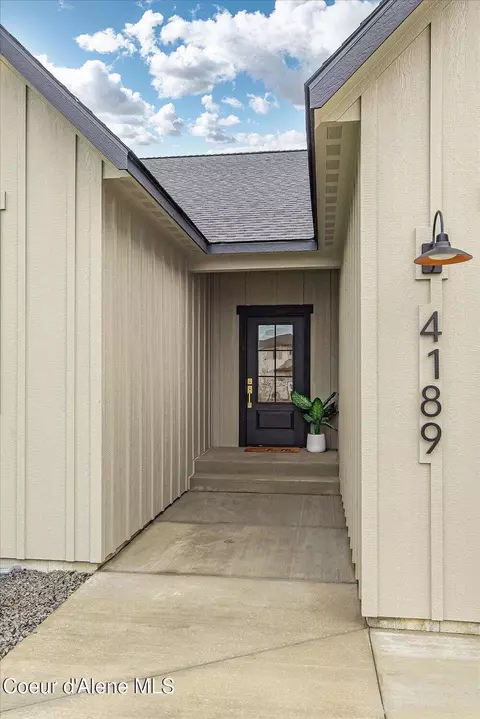Entry Way - 4189 May Ella Lp, Post Falls, ID 83854 photo 1 of 6