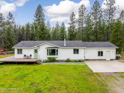 30603 N Riffle Rd, Spirit Lake, ID 83869