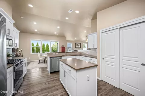 Kitchen - 4755 N Connery Loop, Post Falls, ID 83854 photo 3 of 3