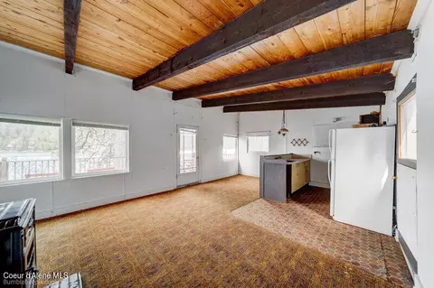 Living - 14809 N Rollins Beach Loop, Hayden, ID 83835 photo 2 of 4
