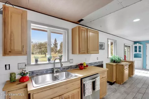 1755 N Cecil Rd, Post Falls, ID 83854 photo 19