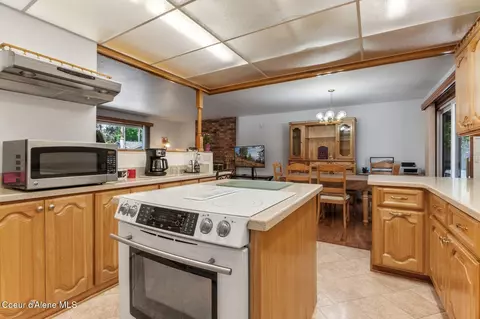 279 S Sequoia Ct, Post Falls, ID 83854 photo 10