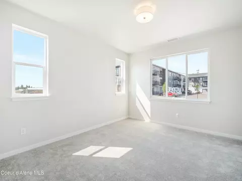 896 E Railroad Ave, Post Falls, ID 83854 photo 18