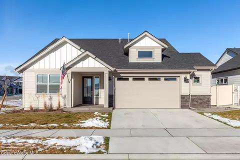 4437 E Corsac Fox Ave, Post Falls, ID 83854