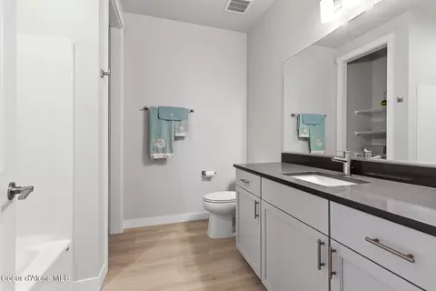 Bath - 4437 E Corsac Fox Ave, Post Falls, ID 83854 photo 3 of 3