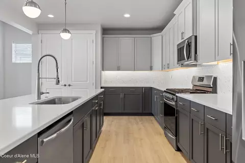 Kitchen - 4437 E Corsac Fox Ave, Post Falls, ID 83854 photo 3 of 3