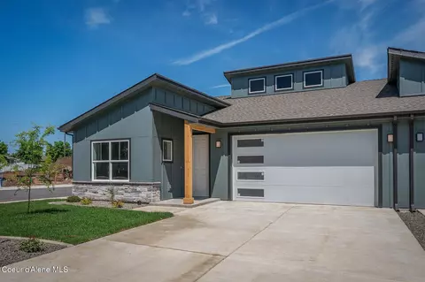 7414 N Breaux Dr, Coeur D'alene, ID 83815