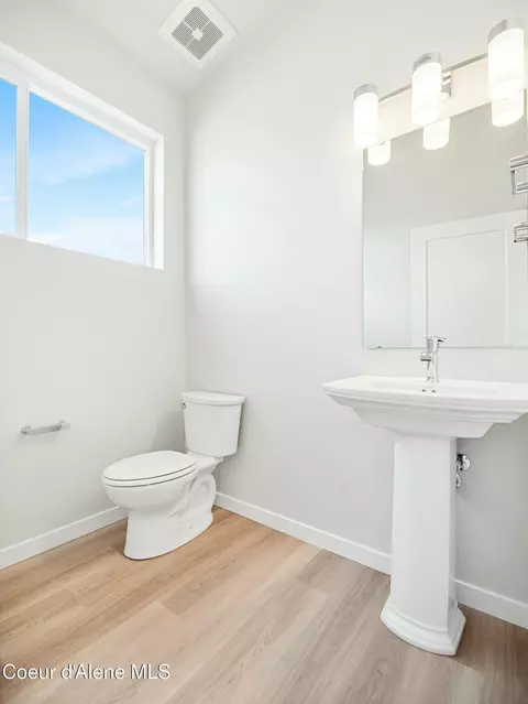 Bath - 932 E Railroad Ave, Post Falls, ID 83854 photo 1 of 7