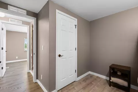 Entry Way - 2873 E Brunner Rd, Athol, ID 83801 photo 1 of 1