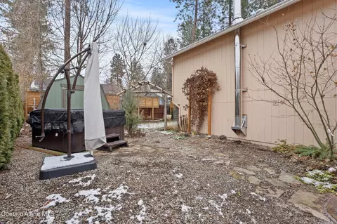 Exterior - 5091 E Shore Cv, Post Falls, ID 83854 photo 11 of 18