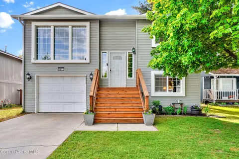3277 N 10th Pl, Coeur D'alene, ID 83815