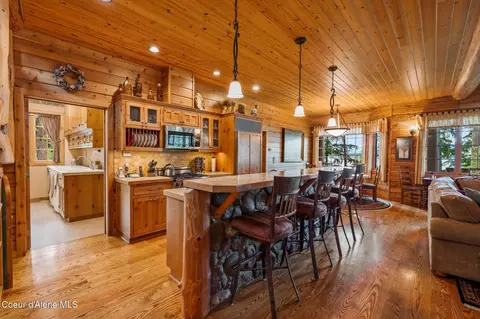 Kitchen - 286 E Canoe Point Rd, Coolin, ID 83821 photo 3 of 4