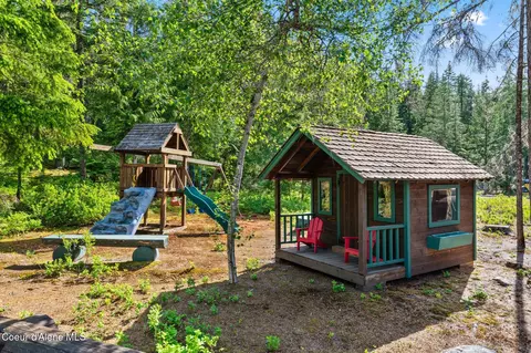 Exterior - 286 E Canoe Point Rd, Coolin, ID 83821 photo 11 of 13