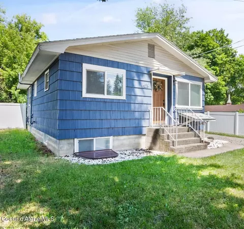 609 E Hazel Ave, Coeur D'alene, ID 83814