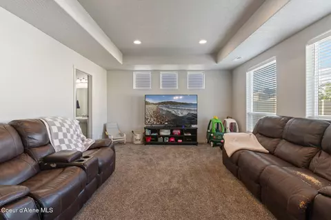 1749 N Minam Loop, Post Falls, ID 83854 photo 14