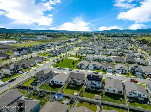 1749 N Minam Loop, Post Falls, ID 83854 photo 40