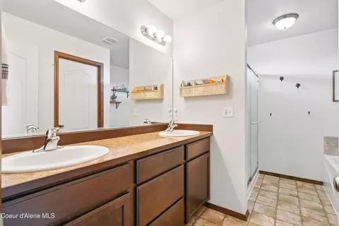 12404 W Devonshire Ave, Post Falls, ID 83854 photo 18