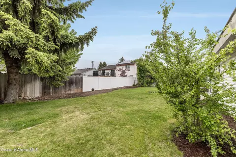 909 E 11th Ave, Post Falls, ID 83854 photo 26